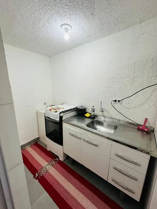 Kitnet Confortavel Mobiliada Para Casal Zn -Cod 01 Sao Paulo Apartment